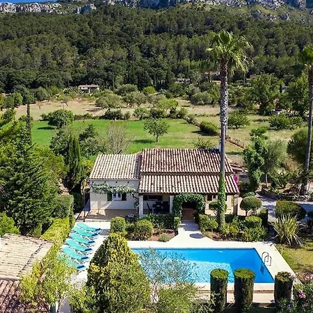 Fantastic In A Quiet Area Near By Renthousing Pollensa