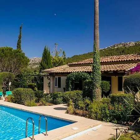Fantastic In A Quiet Area Near By Renthousing Villa Pollensa