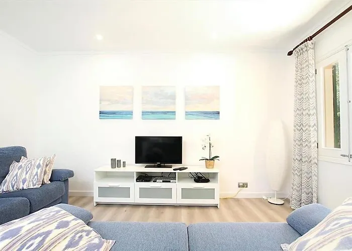 Willa Fantastic In A Quiet Area Near By Renthousing