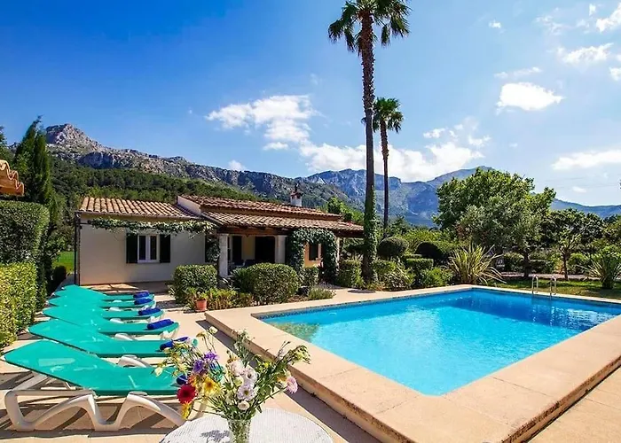 Willa Fantastic In A Quiet Area Near By Renthousing Pollensa