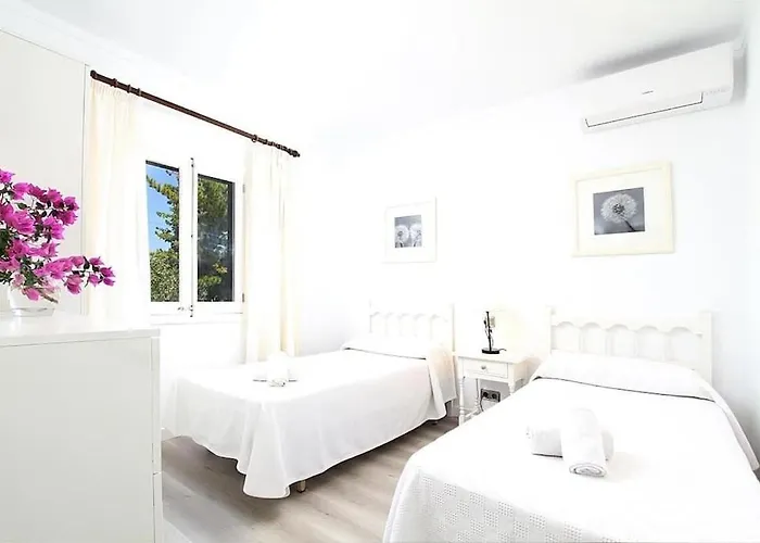 Fantastic In A Quiet Area Near By Renthousing Pollensa
