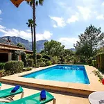 Βίλα Fantastic In A Quiet Area Near By Renthousing Pollença