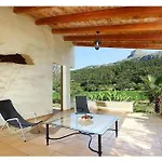 Βίλα Fantastic In A Quiet Area Near By Renthousing Pollença